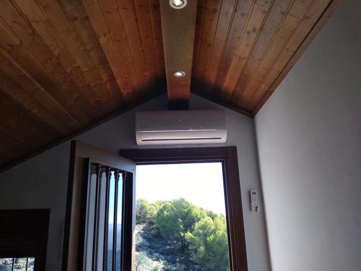 Casa Rural La Revuelta Con Las Mejores Vistas A La Naturaleza Yunquera Kültér fotó